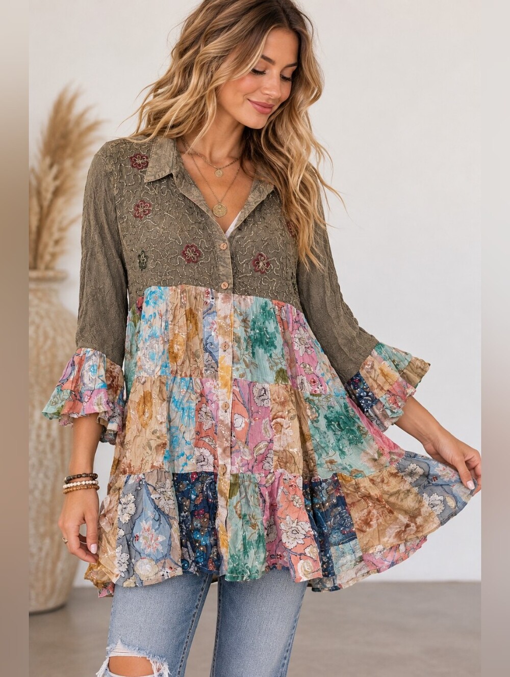 Young Threads Patchwork Embroidered Tunic Top Boho Floral Size M NWT
